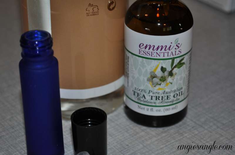 Australian Tea Tree Oil by Emmis Essentials - Mixing