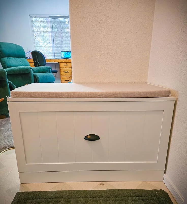 Latitude Run Entryway Storage Bench with Hanging Rack (1 of 5)