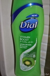 Dial Vitamin Boost Body Wash (2)