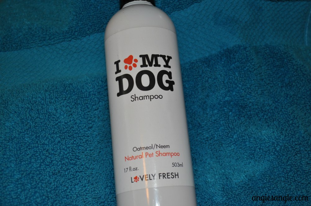 I Love My Dog Shampoo with Roxy #Ilovemydogshampoo