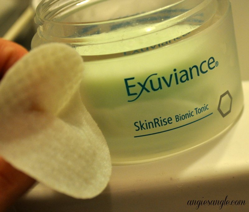 Exuviance SkinRise Bionic Tonic - Pad Look With Package