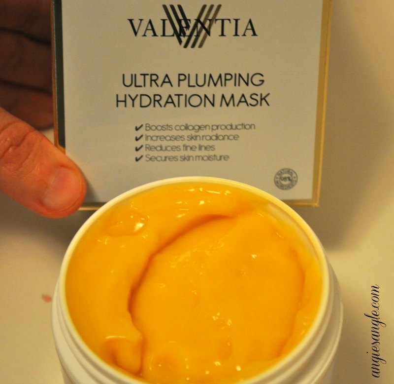 How To Pamper Yourself & Your Skin With Valentia - Hydration Mask