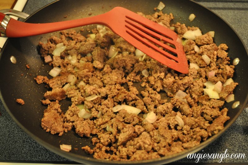 Lettuce Tacos That Pop - Browning Meat