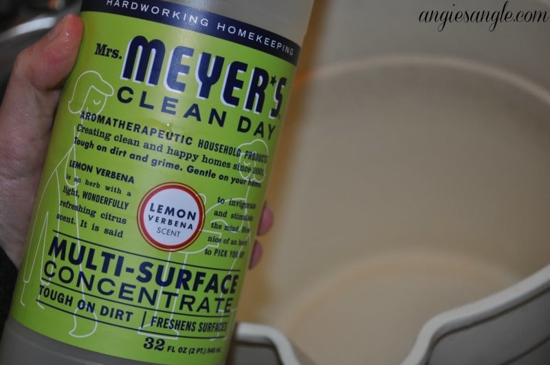 Take The Chore Out Of Cleaning - Mrs Meyers Clean Day Multi-Surface Concentrate