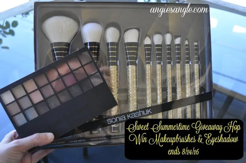 Sweet Summertime Giveaway Hop - Makeup Brushes & Eyeshadow