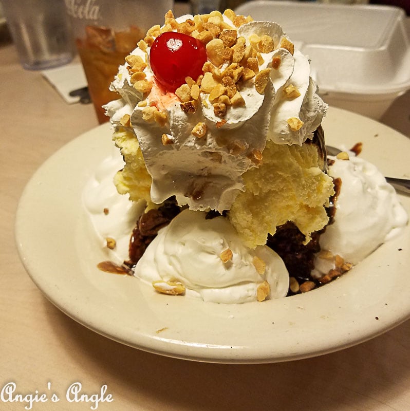 2018 Catch the Moment 365 Week 13 - Day 85 - Brownie Dessert