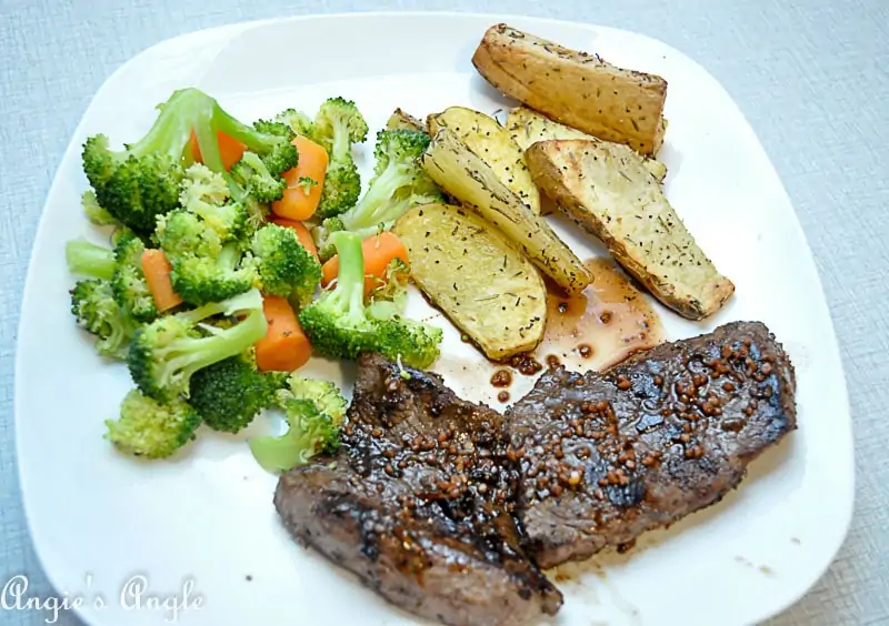 2018 Catch the Moment 365 Week 37 - Day 255 - Steak Dinner