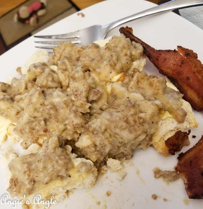 2019 Catch the Moment 365 Week 1 - Day 6 - Biscuits and Gravy for Dinner