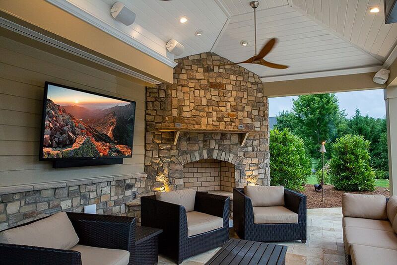 Outdoor-Space-Idea-with-Weatherproof-TV