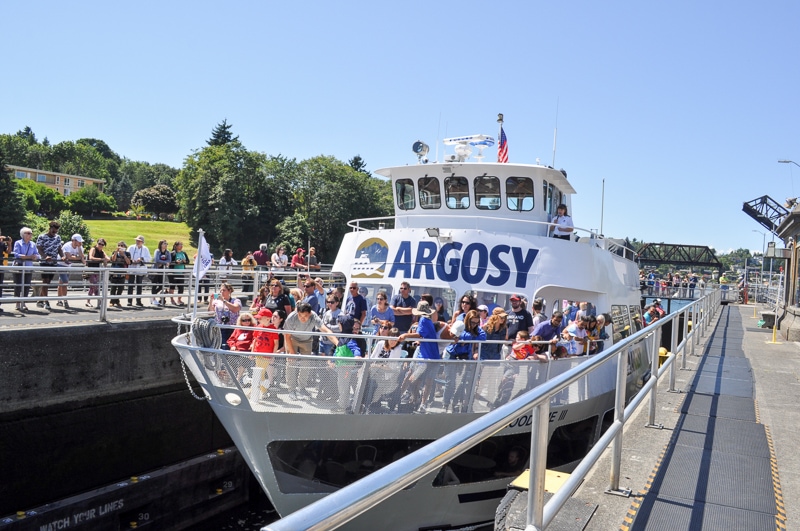 Ballard Locks Cruise Ship Rise 3