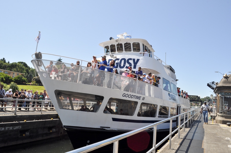 Ballard Locks Cruise Ship Rise 4