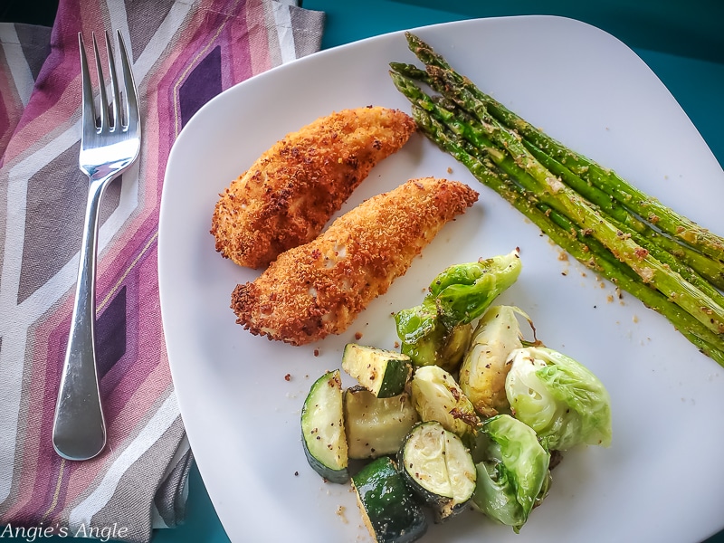 Plated Chicken Tender Crisps