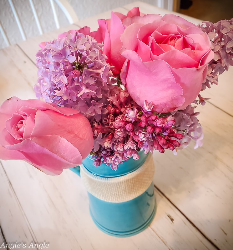 2020 Catch the Moment 366 Week 17 - Day 115 - Roses in New Bunch