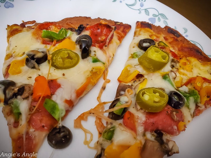 2020 Catch the Moment 366 Week 40 - Day 279 - Homemade Pizza Night