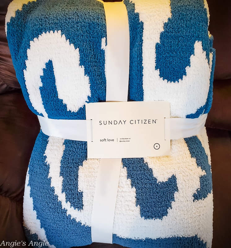 Win the Sunday Citizen Casablanca Throw-1