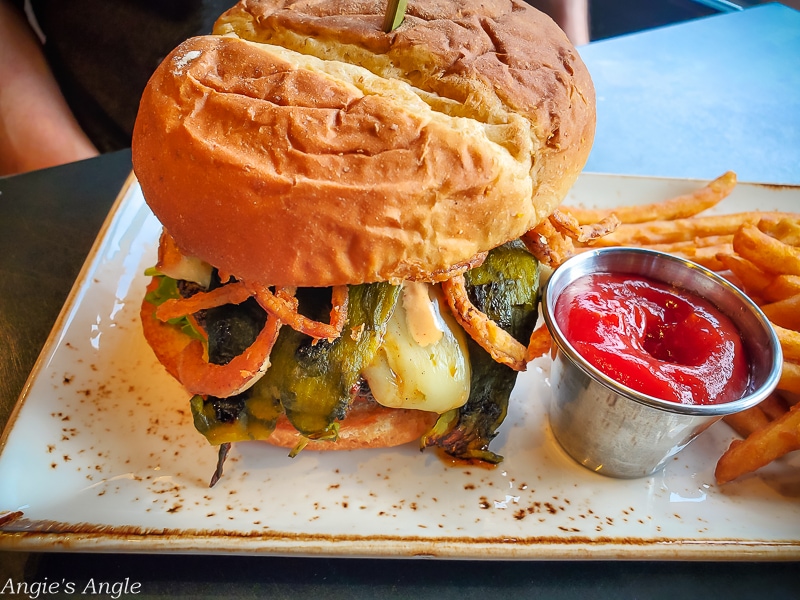 Food on the Trip - Hamburger at Pelican Brewing