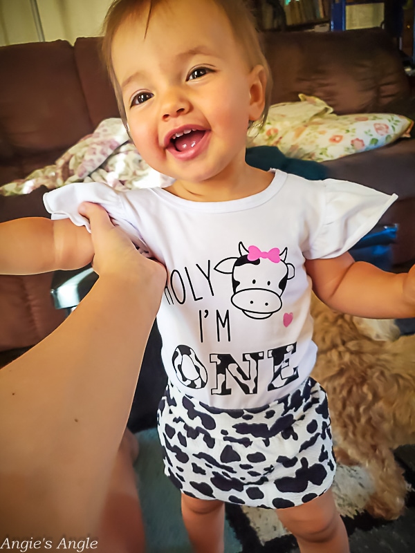 I am one baby best sale girl outfit